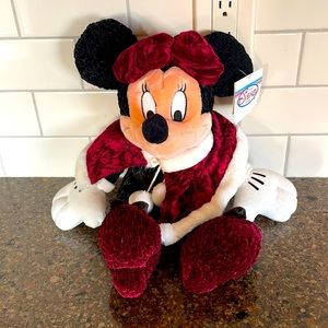 Vintage NWT Walt Disney Store Christmas Minnie Mouse Plush Stuffed Animal